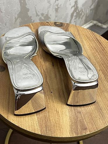 Basanoşka və səndəllər: Zara, Ölçü: 38, rəng - Gümüşü, Yeni — 3