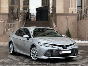 Toyota: Toyota Camry: 2018 г., 2.5 л, Вариатор, Гибрид, Седан