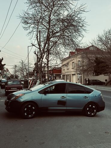 Kolpaklar: Toyota prius 20 kuza disk kalpakları elaqe ucun vp yazin