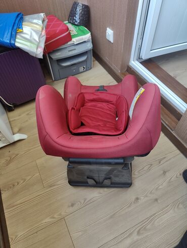 автокресло chicco eletta comfort: Автокресло, түсү - Кызыл, Колдонулган