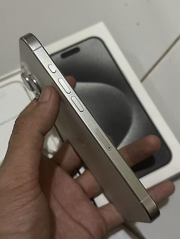 iphon 7s: IPhone 15 Pro, 256 GB, Natural Titanium, Face ID — 3