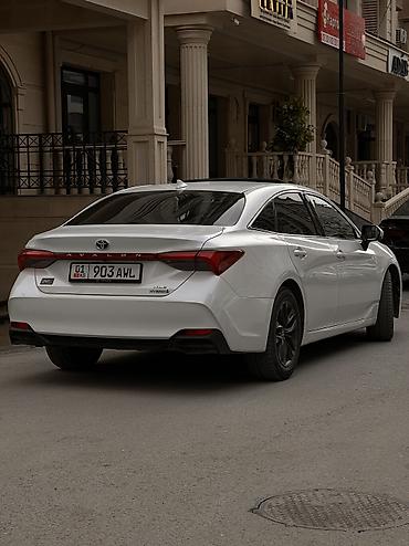Toyota: Toyota Avalon: 2022 г., 2.5 л, Гибрид, Седан — 4