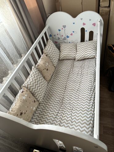 кровать для малыша: Манеж керебети, Балдар үчүн, Колдонулган