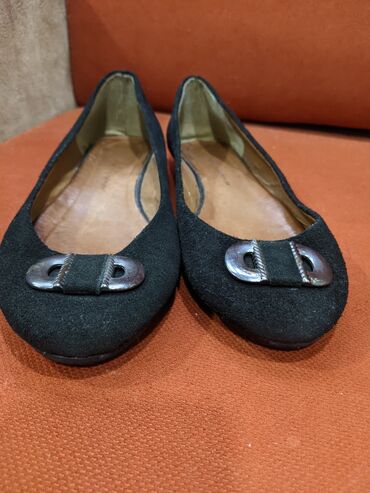 Женская обувь: Туфли, Размер: 37, цвет - Черный, Новый