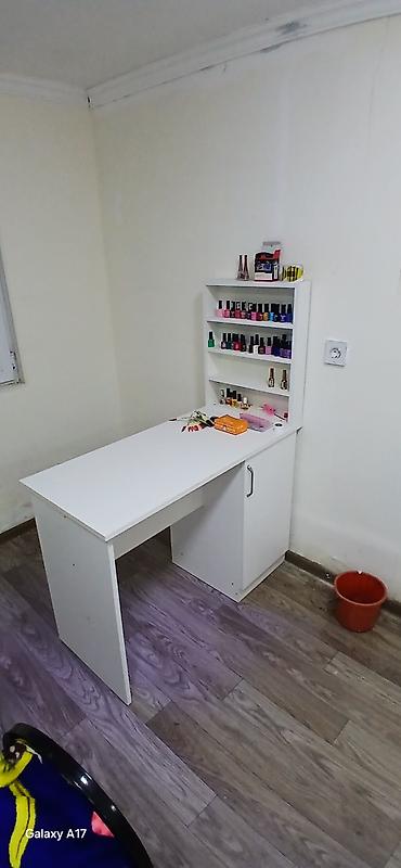 qar qiz geyimi: Gözəllik salonu üçün 2 ədəd mebel dəsti 1) Vizaj masası - Rəng: ağ - — 8