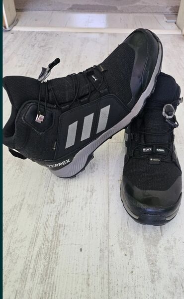 velicina adidas patika u cm: Čizme, Adidas, Veličina - 38