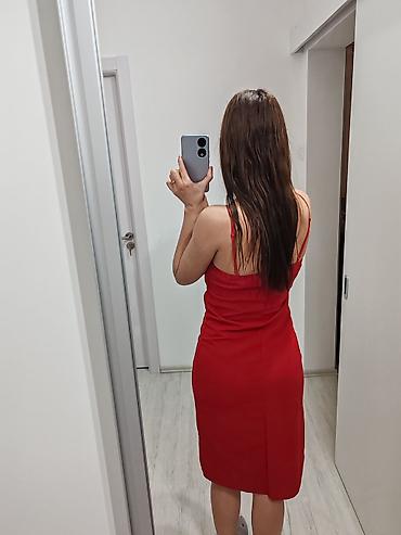 hronogram kose: Prelepa bordo haljina midi duzine, sa elastinom i slicem sa strane — 5