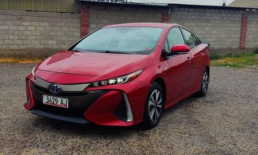 Toyota: Toyota Prius: 2017 г., 1.8 л, Вариатор, Электромобиль, Хэтчбэк