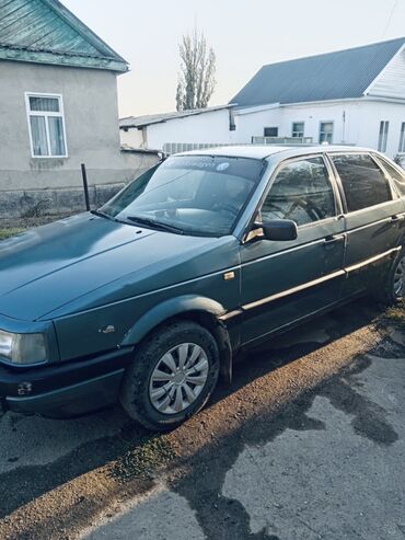 тюнинг салона passat b3: Представляем седан Volkswagen Passat B3, окрашенный в темно-зеленый