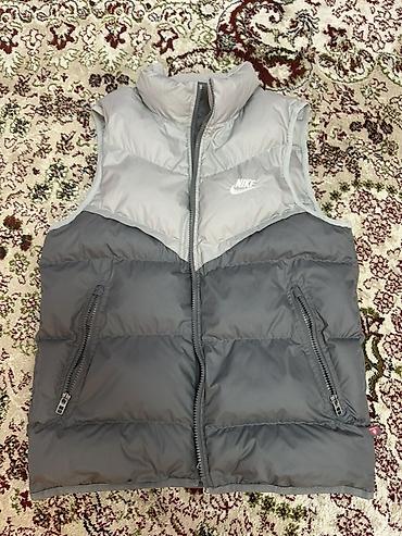 Желеттер, жеңсиз күрмөлөр: Жилет Nike Storm-FIT, размер S - Тёплый пуховый/синтетический — 1
