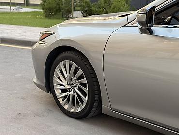 Lexus: Lexus ES: 2019 г., 2.5 л, Вариатор, Гибрид, Седан — 5