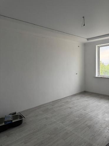 сдаю комната чолпон ата: 2 комнаты, 55 м², 106 серия, 4 этаж, Свежий ремонт — 3