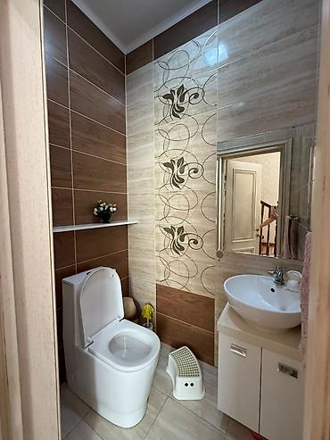 Продажа коттеджей и домов: 6 комнат, 235 м², 7 соток, Бишкек, Кок-Жар мкр Агентство недвижимости — 22