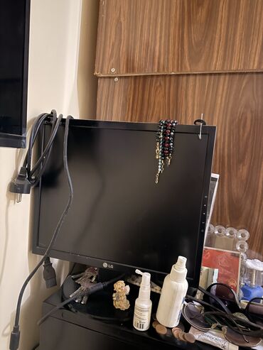 lenevo ideapad 5 pro: Komputer satılır. Çox işlənməyib. Bütün ləvazımlatarı üzərində