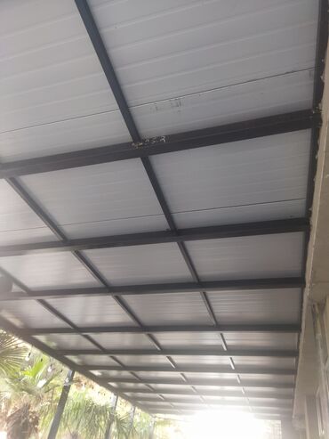 Naveslər, markizlər: Navest
Besetqa
Pilləkənlərin Yığılması işləri görülür — 10