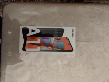 3 sim kartlı telefon: Samsung Galaxy A11, 32 ГБ, цвет - Черный, Кнопочный, Сенсорный, Отпечаток пальца