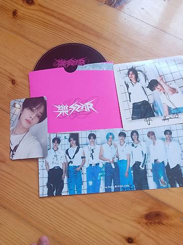disk dvd: Məhsul: Stray Kids – “ROCK-STAR” (2023) albomu, rəsmi JYP — 3