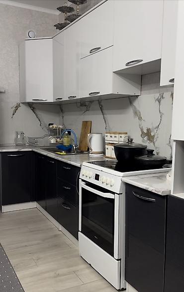 Посуточная аренда комнат: Комната с несколькими спальными местами и базовой меблировкой — 14