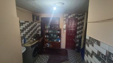 Bağ evləri: 1 otaqlı həyət evi – tam yaşayışlı - Geniş yataq otağı: iri