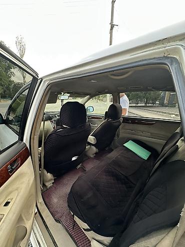 2 8: Toyota Ipsum: 2001 г., 2.4 л, Автомат, Бензин, Минивэн — 7