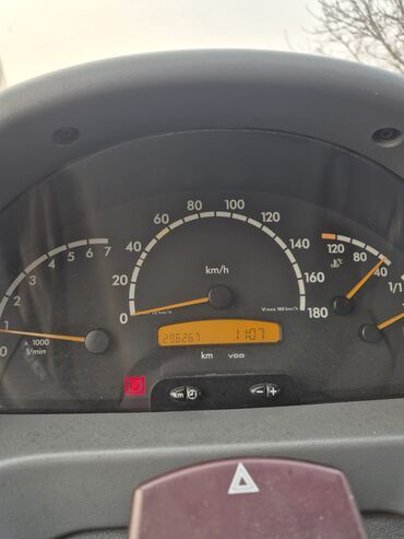 Легкий грузовой транспорт: Легкий грузовик, Mercedes-Benz, Стандарт, 3 т, Б/у — 9