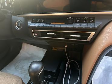 corolla s: Toyota Camry: 2024 г., 2.5 л, Автомат, Бензин, Седан — 7