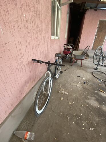 Велосипед в идеале но есть одно но цепь сломана
