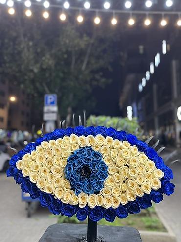 🧿Xüsusi “nəzər muncuğu” kompozisiyalı gül aranjımanı🧿 - Dizayn