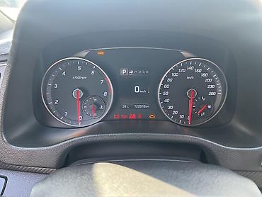 Продажа авто: Hyundai Avante: 2018 г., 1.6 л, Автомат, Бензин, Седан — 7