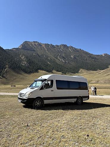 Унаа сатуу: Mercedes-Benz Спринтер: 2010 г., 3.2 л, Кол менен иштөөчү, Дизель, Бус — 3