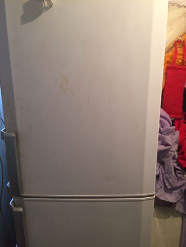 холодилник дордой: Холодильник Beko, Б/у, Двухкамерный, Less frost, 40 * 180 *