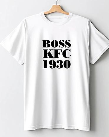 вещь мешок: Белая футболка с принтом “BOSS KFC 1930”. - Материал: хлопок (мягкая — 1