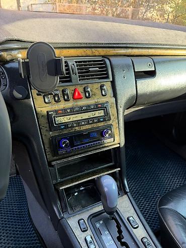 Mercedes-Benz: Mercedes-Benz E-Class: 1995 г., 3.2 л, Автомат, Бензин, Седан — 4