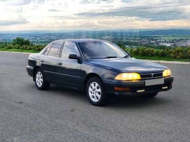 Toyota: Toyota Camry: 1992 г., 2 л, Автомат, Бензин, Седан