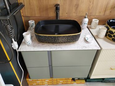 hamam vanaları: Müasir vanna otağı üçün dəst: üstəqoyma keramika lavabo, kran və şkaf