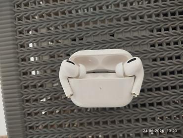 di box: Беспроводные вакуумные наушники, Apple, AirPods Pro, Б/у — 2