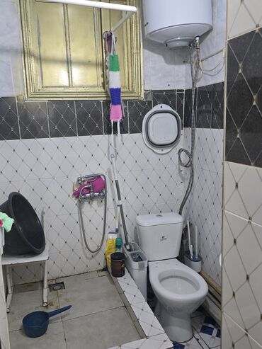 дом на иссык куле купить: 3 комнаты, 50 м², 105 серия, 1 этаж, Косметический ремонт