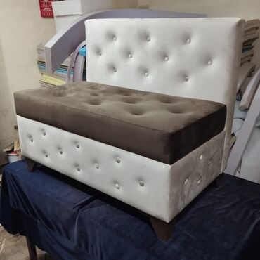 Stolice: Tabure sa naslonom 100/60/80 cm Sedeci deo 100/50 cm na otvaranje — 3