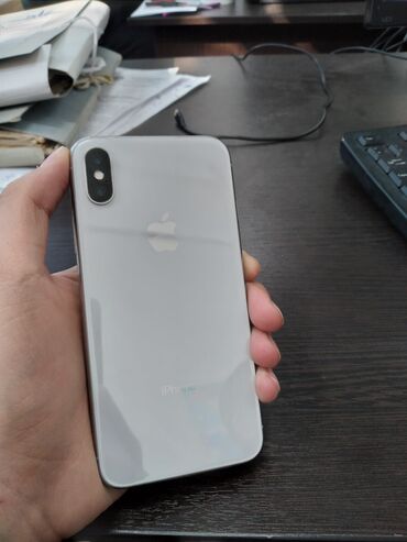 Apple iPhone: IPhone X, Б/у, 64 ГБ, 72 %