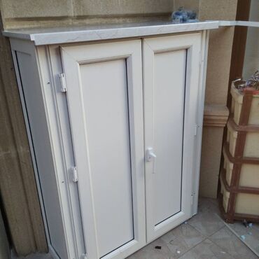 Mebellərin yığılması: Plastik Şkaf balkonda və ya blokda istifadə olunan yeri faydalı — 6