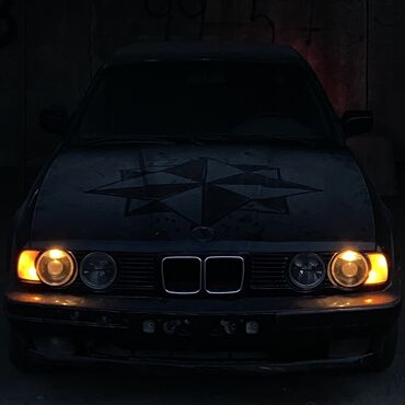 машина мини купер: BMW 5 series: 1990 г., 3 л, Механика, Бензин, Седан
