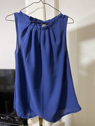 Shirts, blouses and tunics: S (EU 36), color - Light blue