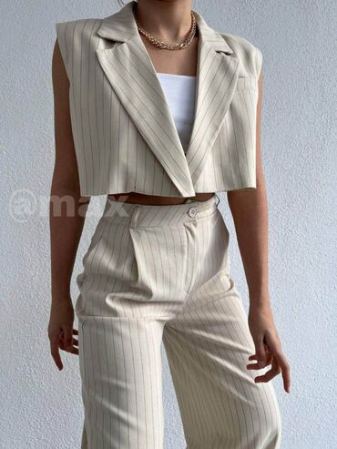 Kompleti: New,,In love with you’’SuitVelicine:S M L Dostupni Svi dezeni sa — 5