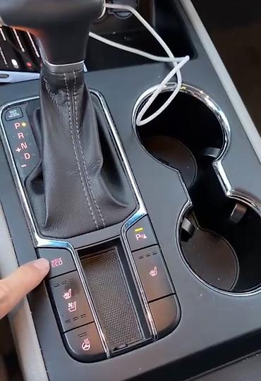 Kia Carnival: 2020 г., 2.2 л, Автомат, Дизель, Вэн/Минивэн — 8