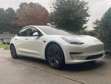 model samoleta: Tesla Model 3: 2022 г., Электромобиль