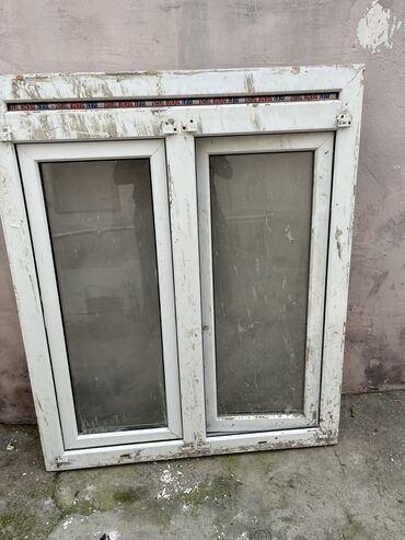 Oyuncaqlar: Plastık pencere Pencerının alt hıssesınde sınıg var sekıllerde Görünür — 3