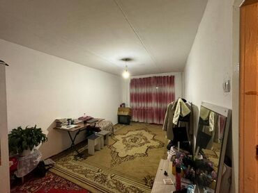 продам 3 комнатную квартиру в бишкеке ихлас по улице ахунбаева: 2 комнаты, Собственник, Без подселения, С мебелью частично