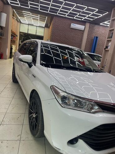 Toyota: Toyota Corolla: 1.5 l | 2017 il Universal