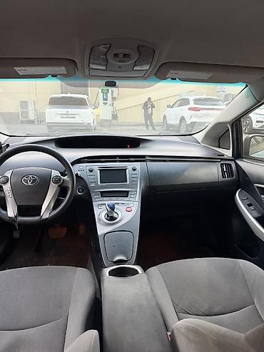 зил сельхозник продажа: Toyota Prius: 2015 г., 1.8 л, Вариатор, Гибрид, Хэтчбэк — 4