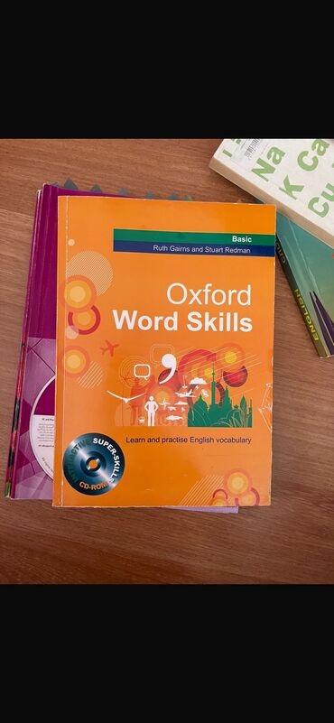 Kitablar, jurnallar, CD, DVD: Oxford word skills